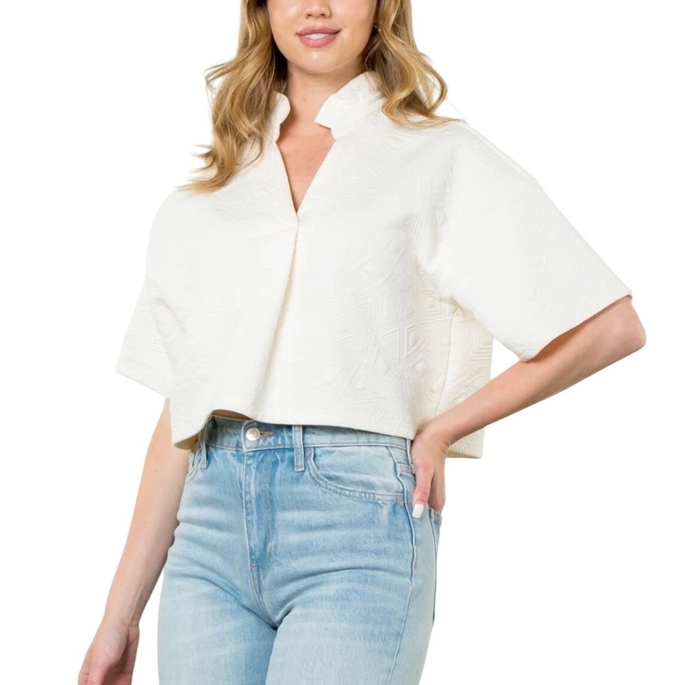 THML Cream Textured Geometric Short Sleeve Mock Neck V-Slit Top XS